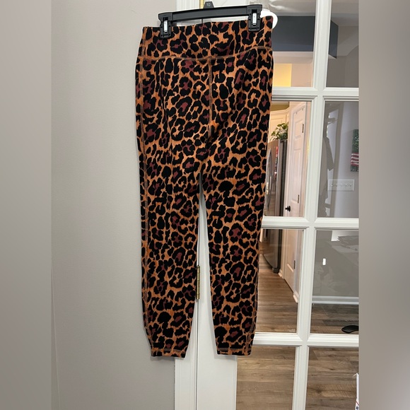 Fantastic J. Crew Weekend Animal Print Leggings size M EUC - Picture 2 of 6